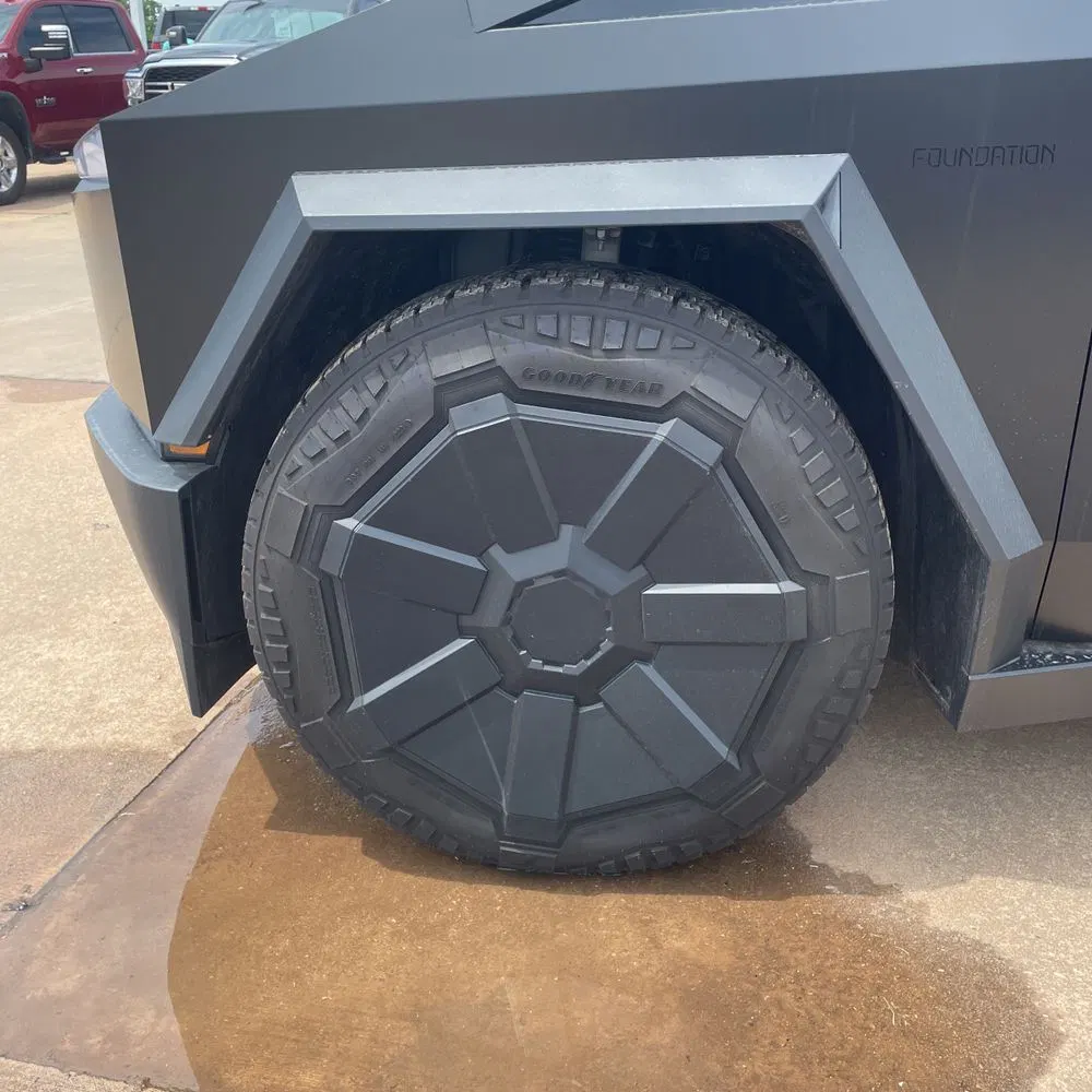 2024 Tesla Cybertruck Base