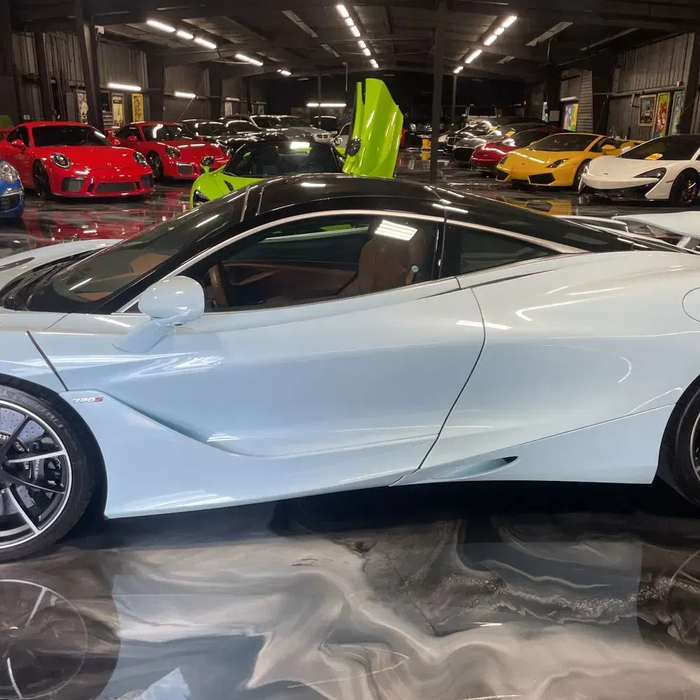 2018 McLaren 720S Base