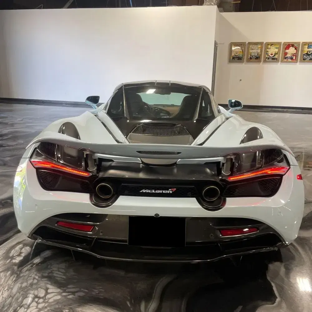 2018 McLaren 720S Base