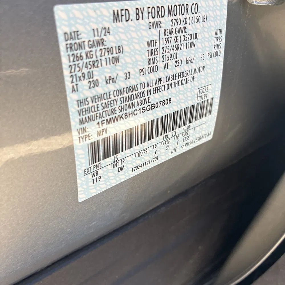 2025 Ford Explorer Platinum