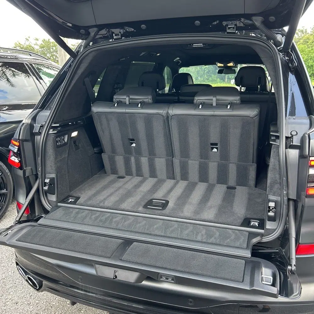 2024 BMW X7 Alpina XB7