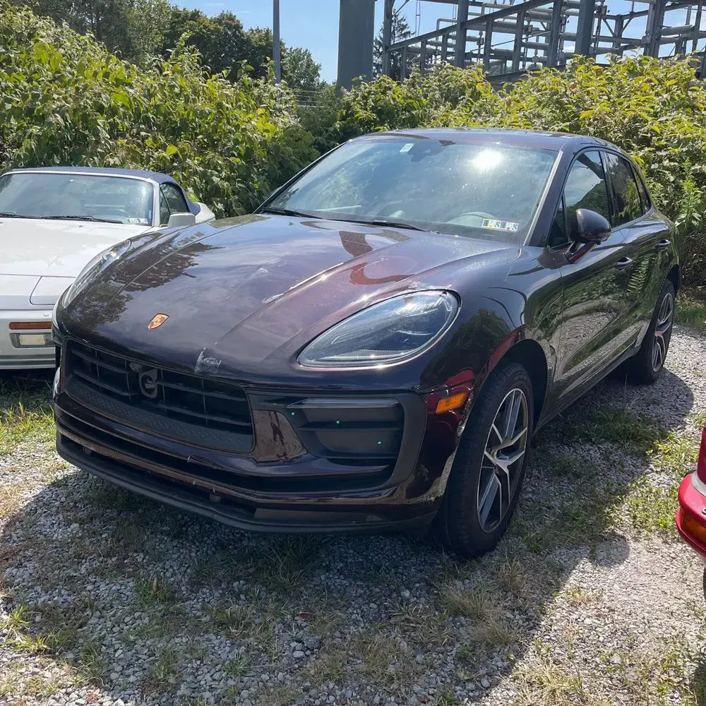 2025 Porsche Macan Base