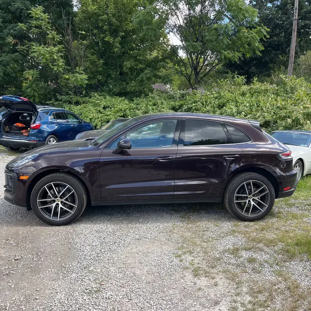 2025 Porsche Macan Base