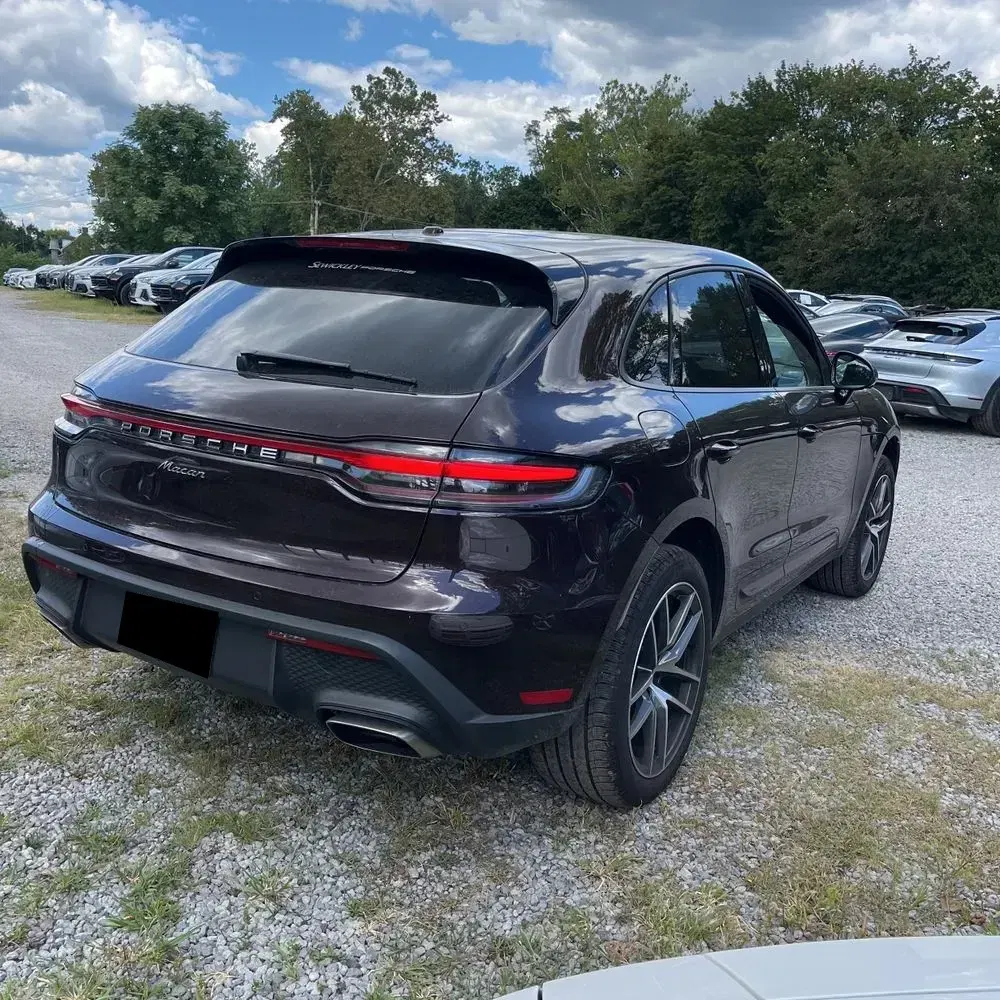 2025 Porsche Macan Base