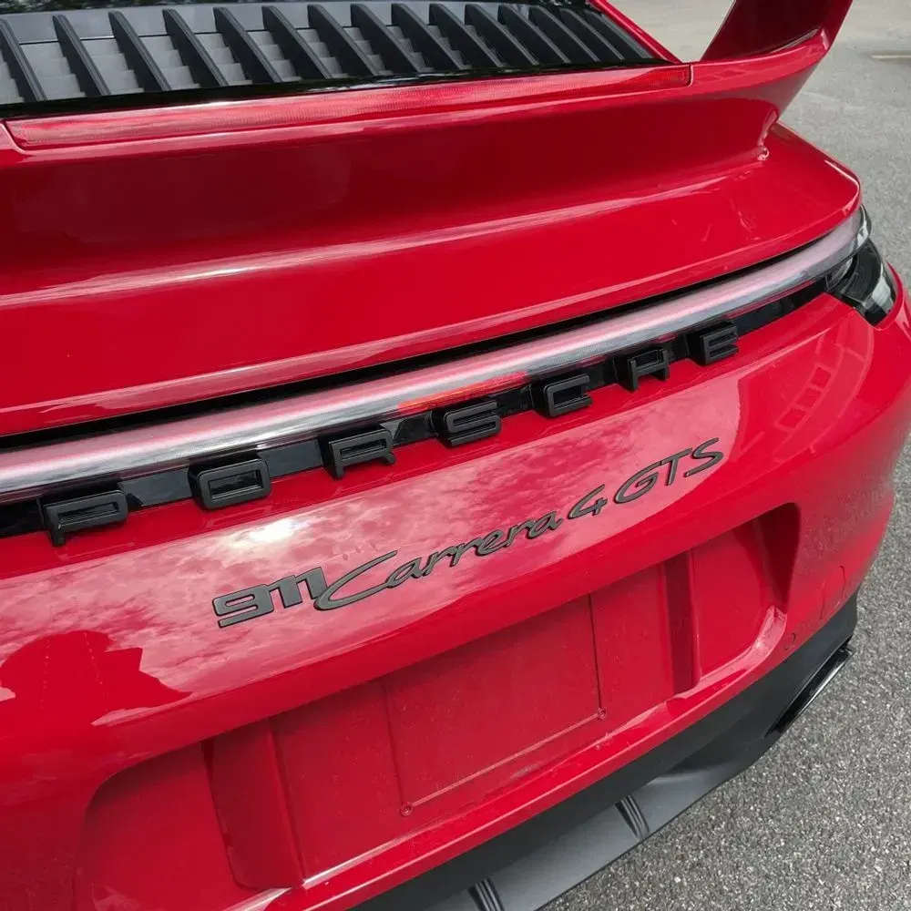 2022 Porsche 911 Carrera 4 GTS