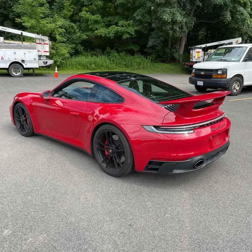2022 Porsche 911 Carrera 4 GTS