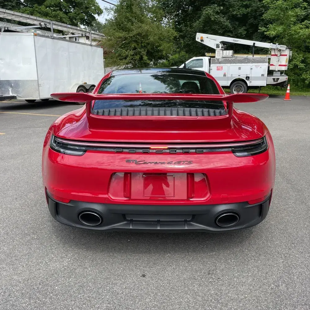 2022 Porsche 911 Carrera 4 GTS
