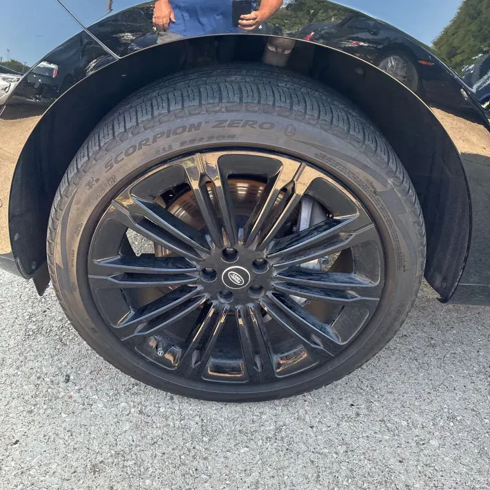 2023 Land Rover Range Rover SE