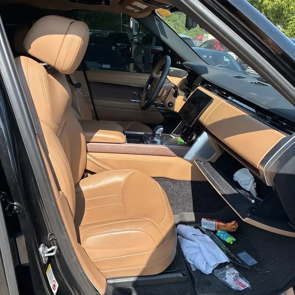 2023 Land Rover Range Rover SE