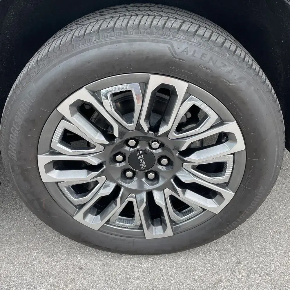 2024 GMC Yukon XL Denali Ultimate