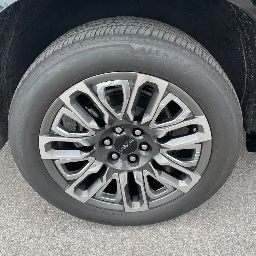 2024 GMC Yukon XL Denali Ultimate