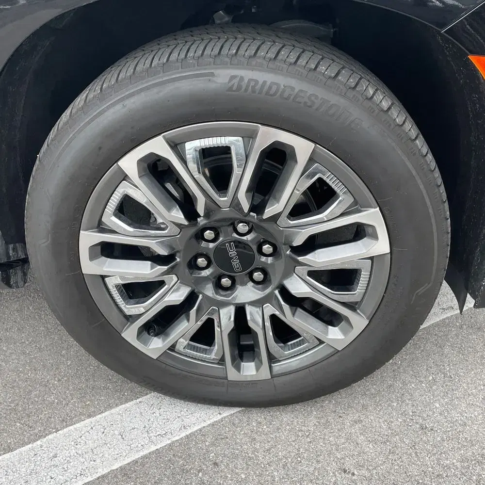 2024 GMC Yukon XL Denali Ultimate