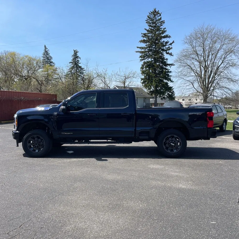 2023 Ford F-350 Super Duty Lariat