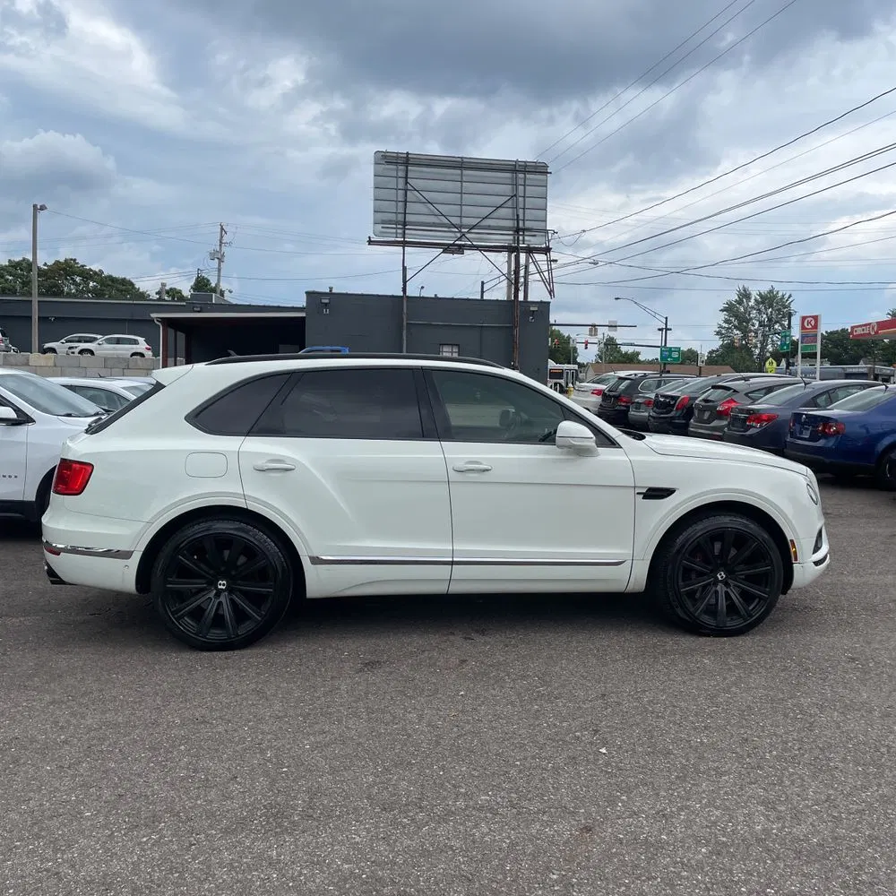 2017 Bentley Bentayga Base