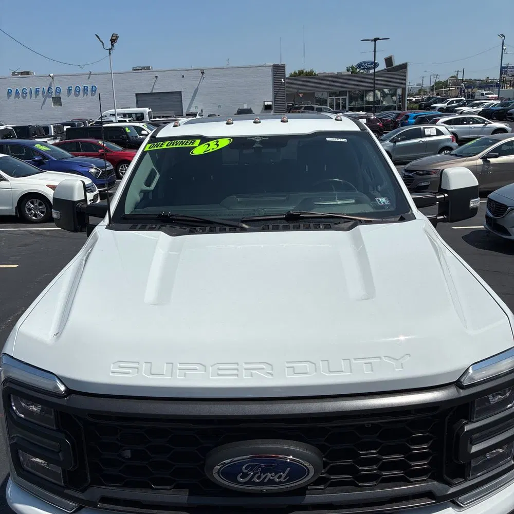 2023 Ford F-350 Super Duty Lariat