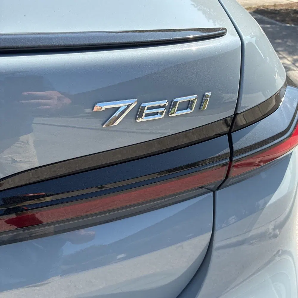2025 BMW 7-Series 760i xDrive