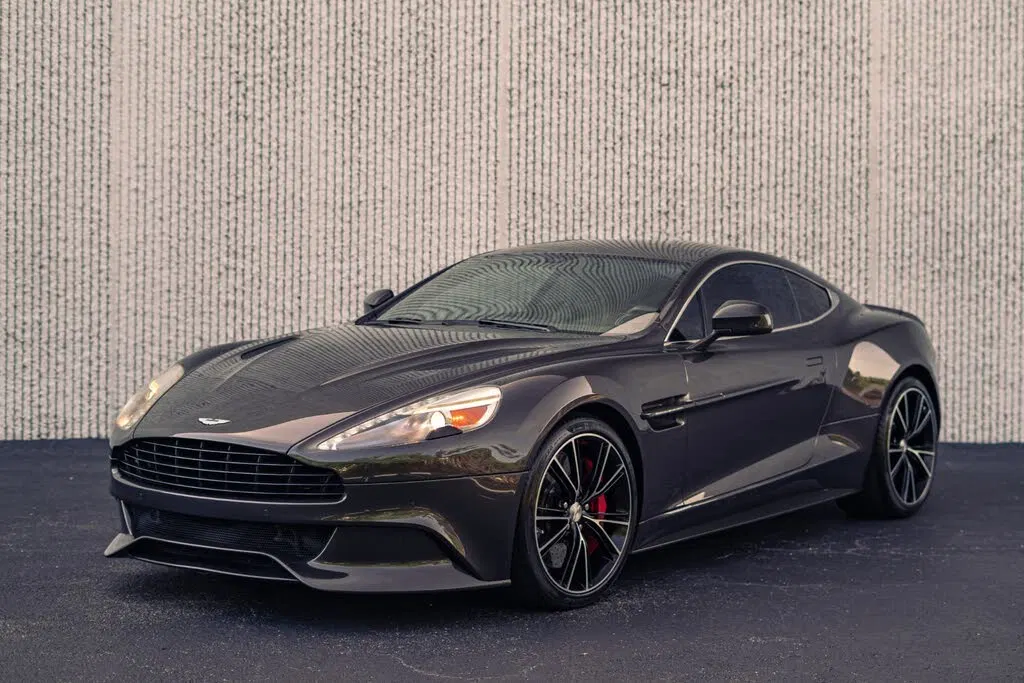 2014 Aston Martin Vanquish Coupe RWD