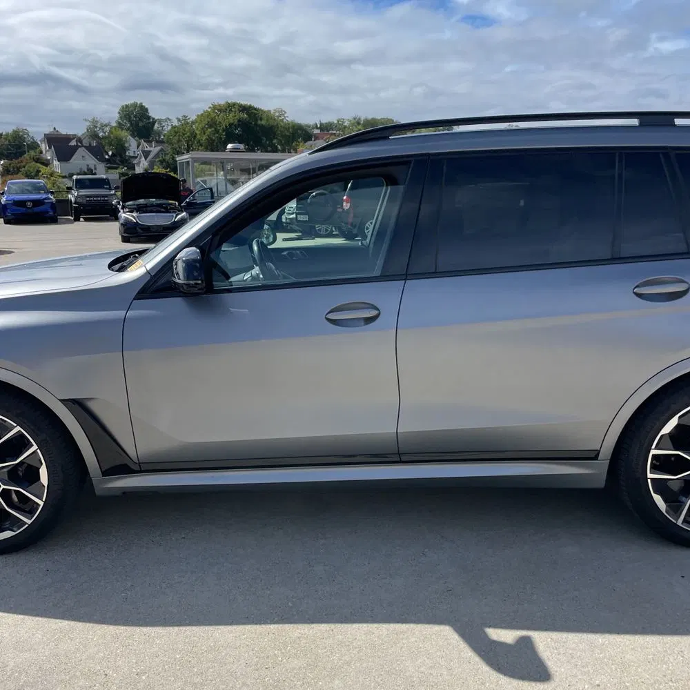 2024 BMW X7 M60i