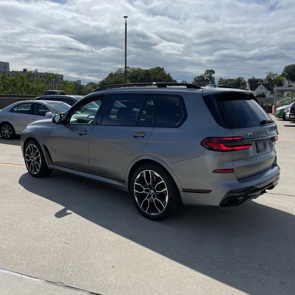 2024 BMW X7 M60i