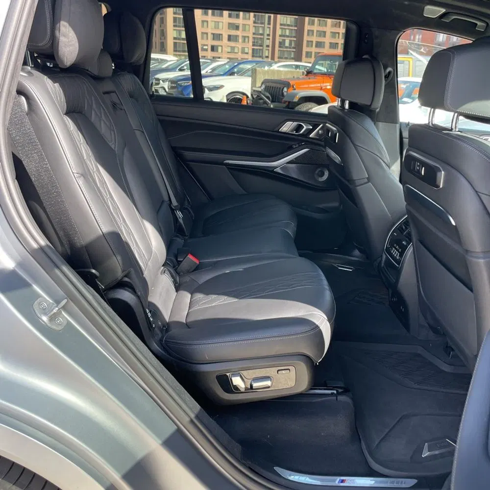 2024 BMW X7 M60i