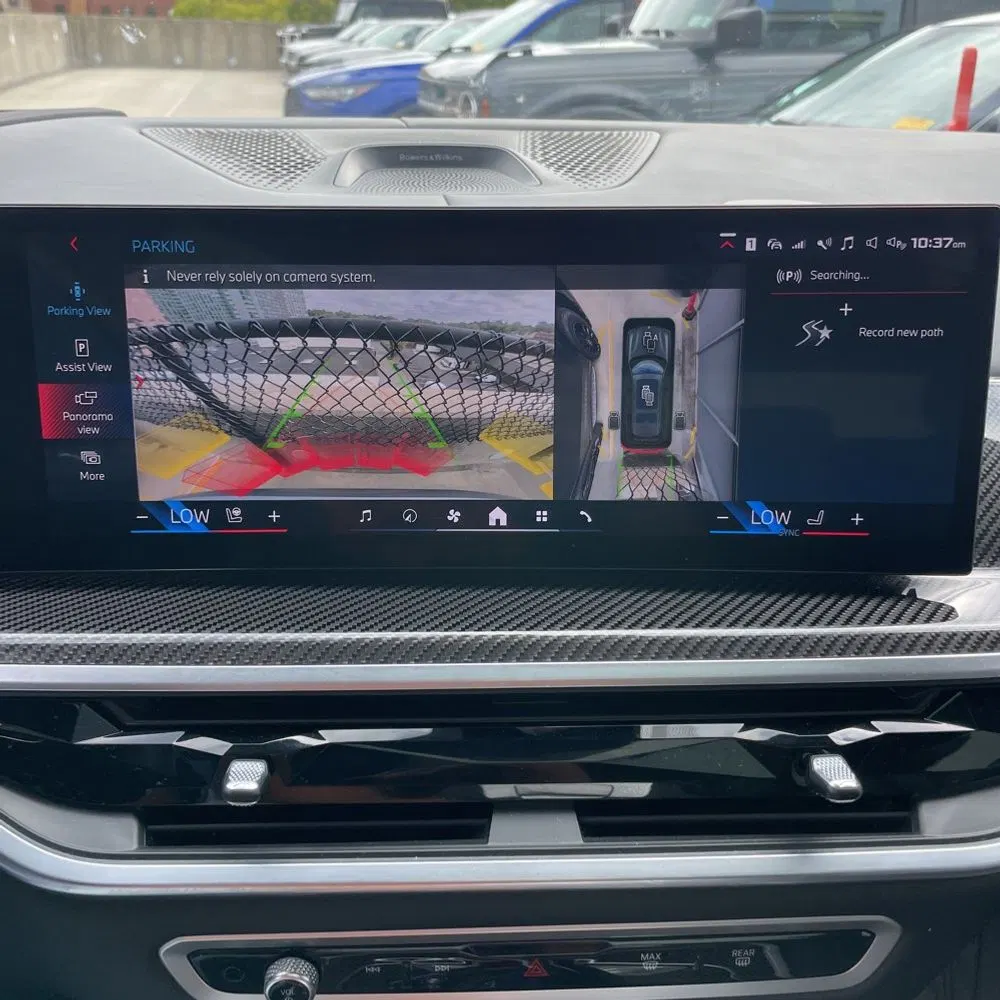 2024 BMW X7 M60i