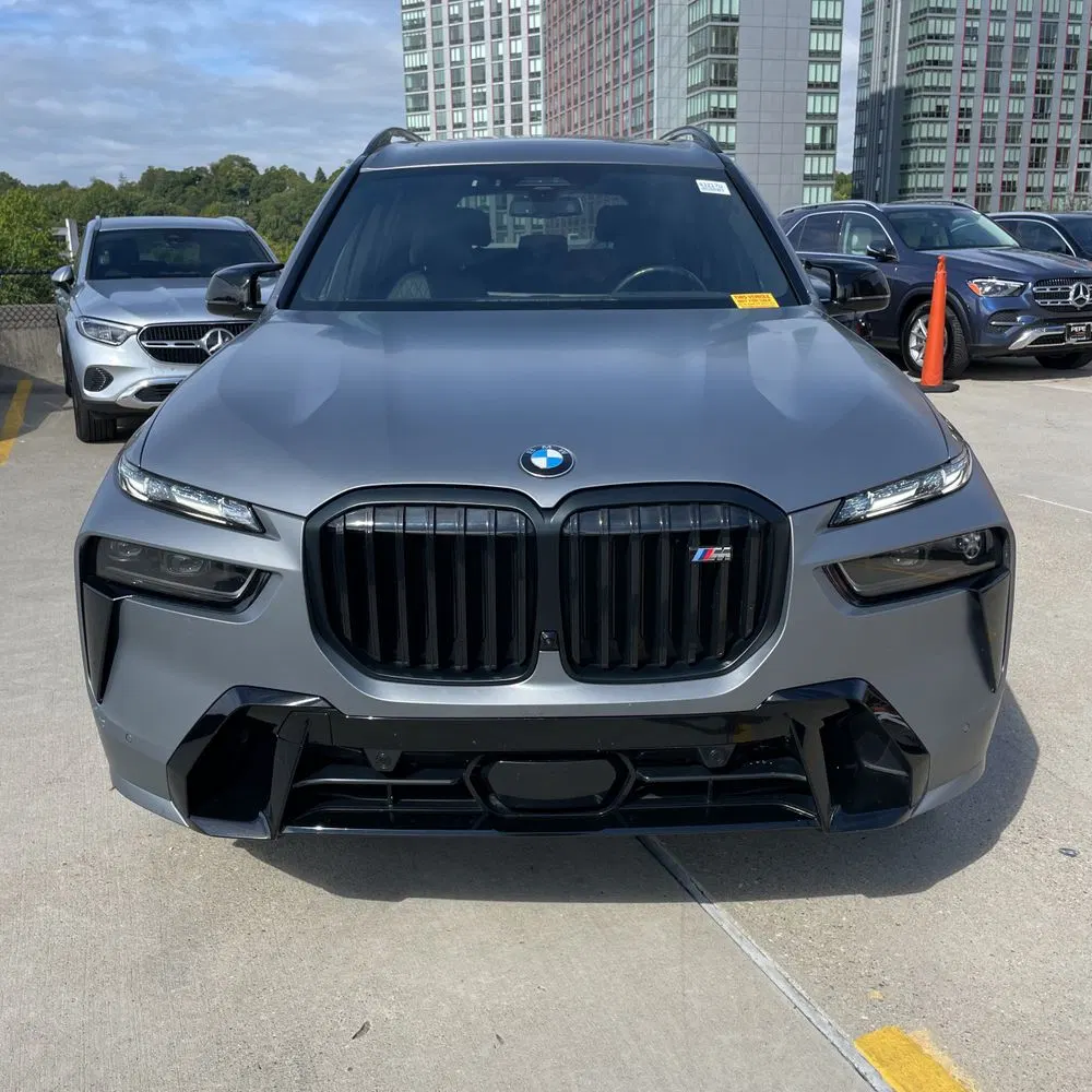 2024 BMW X7 M60i
