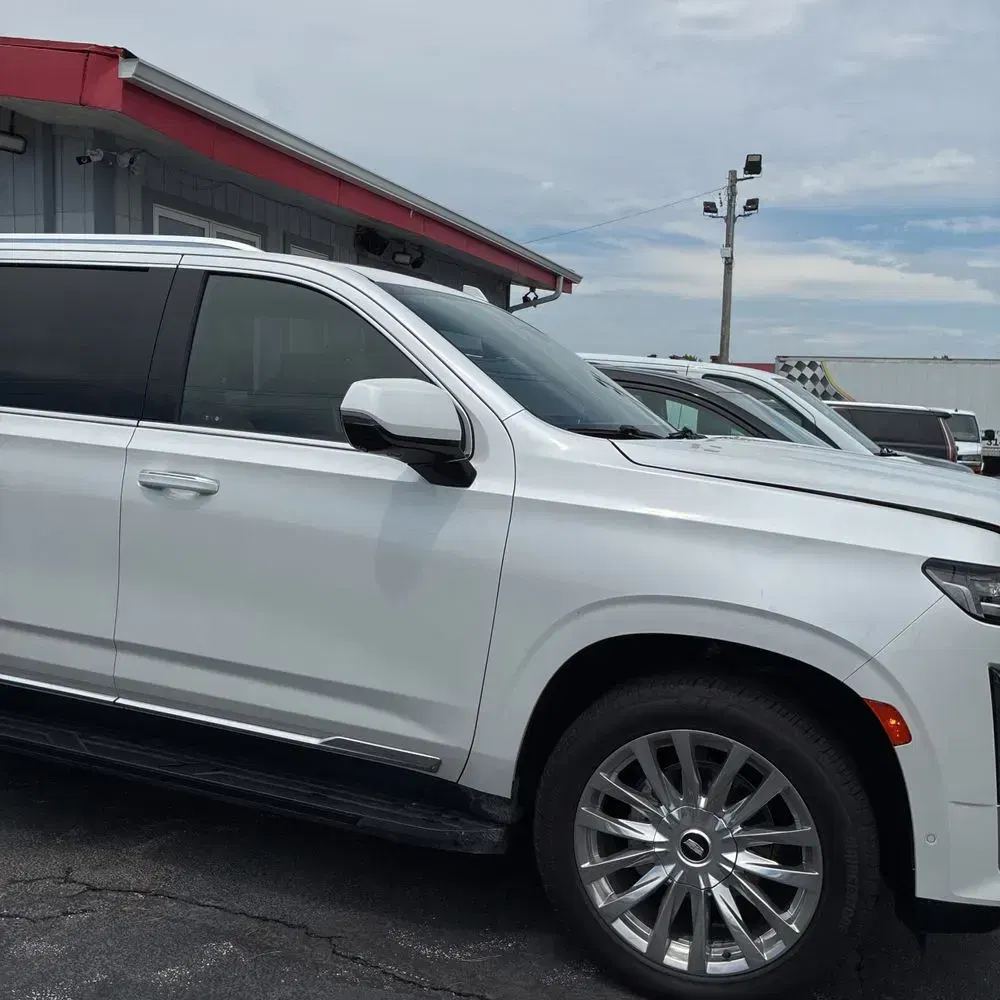 2023 Cadillac Escalade ESV Premium Luxury