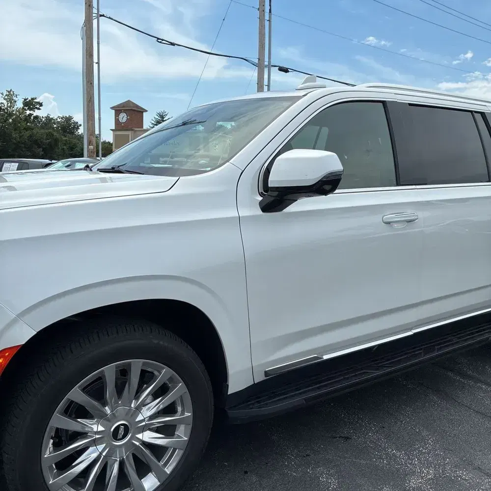 2023 Cadillac Escalade ESV Premium Luxury