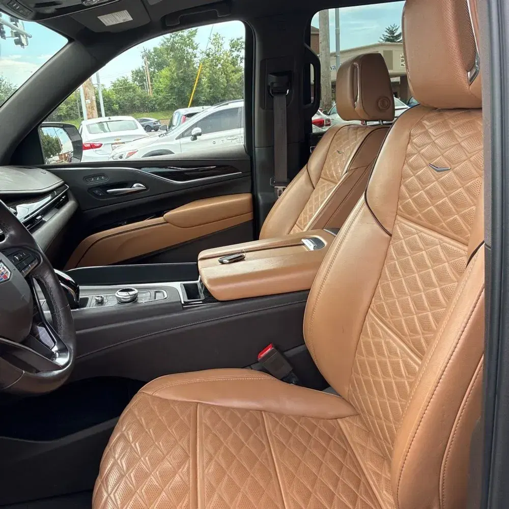 2023 Cadillac Escalade ESV Premium Luxury