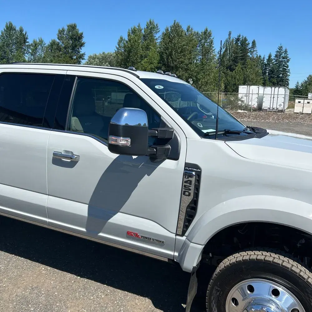 2025 Ford F-450 Super Duty Platinum