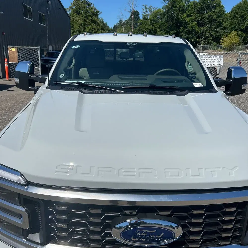2025 Ford F-450 Super Duty Platinum