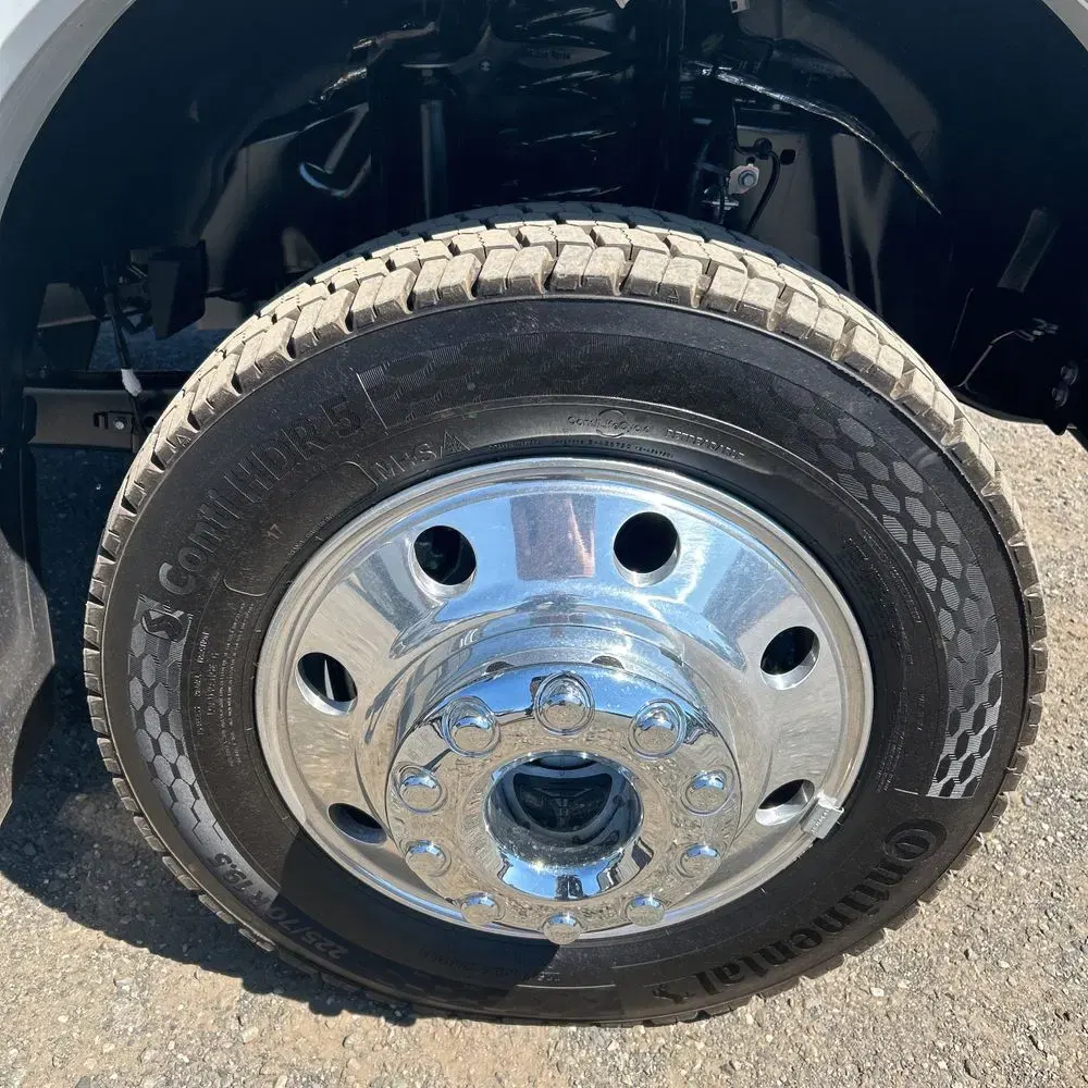 2025 Ford F-450 Super Duty Platinum