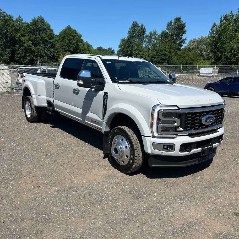 2025 Ford F-450 Super Duty Platinum