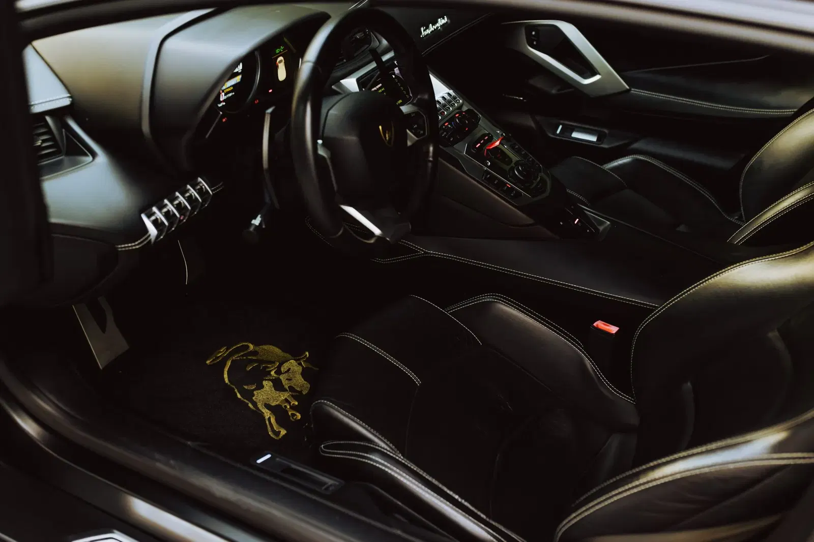 2015 Lamborghini Aventador LP700-4 Roadster