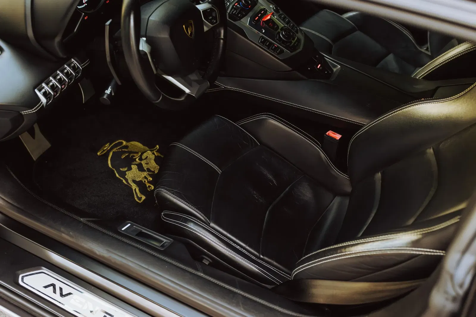2015 Lamborghini Aventador LP700-4 Roadster