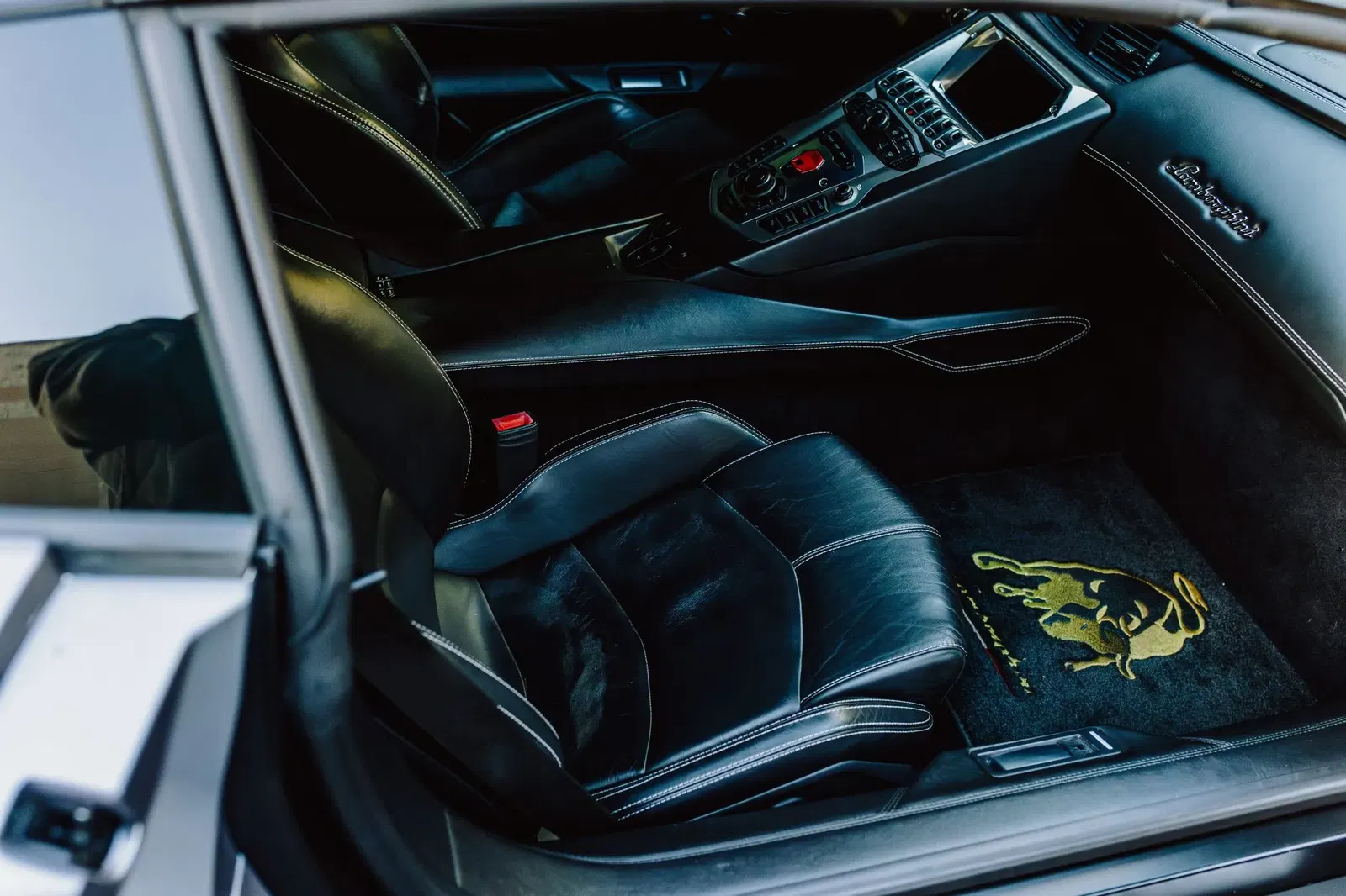 2015 Lamborghini Aventador LP700-4 Roadster