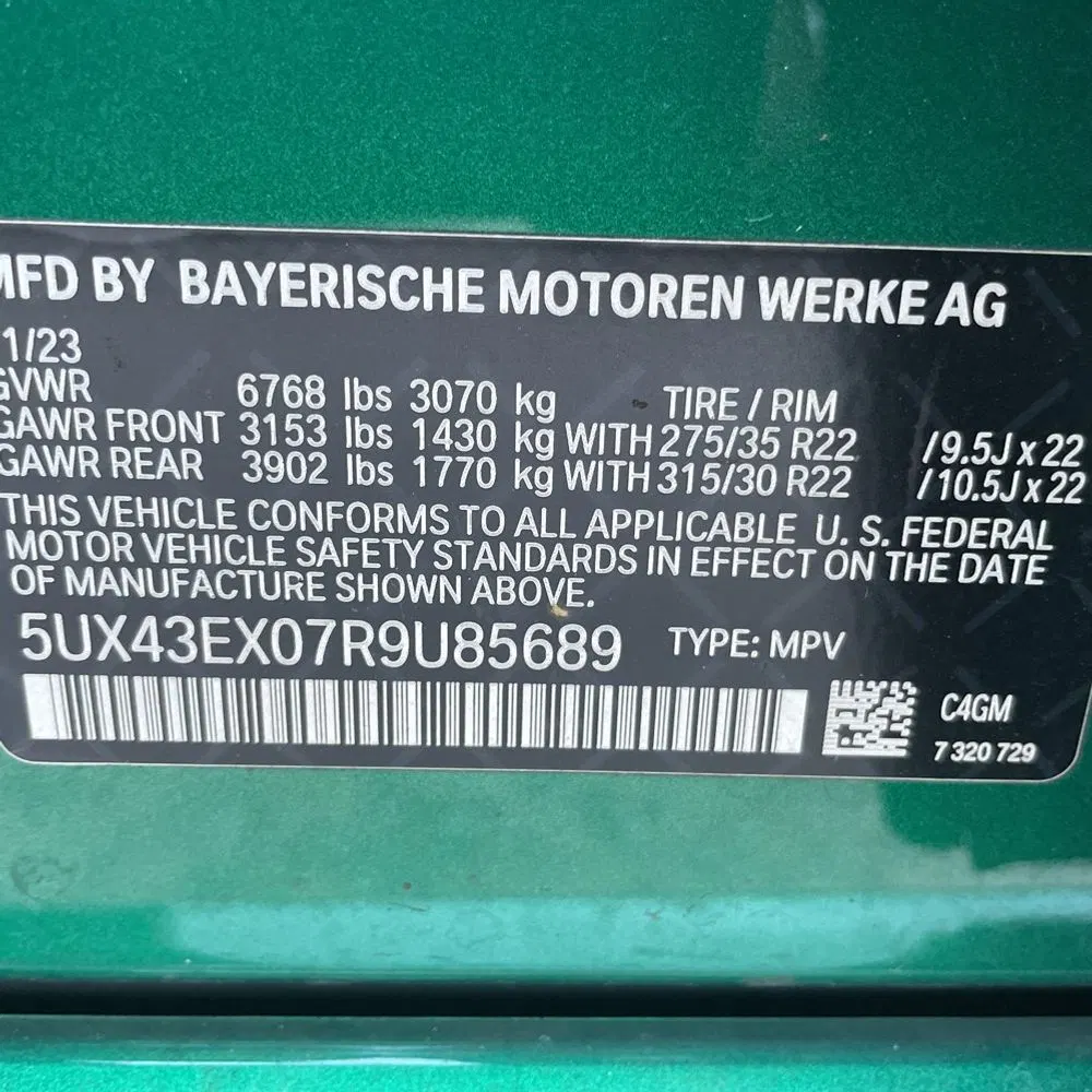 2024 BMW X6 M60i
