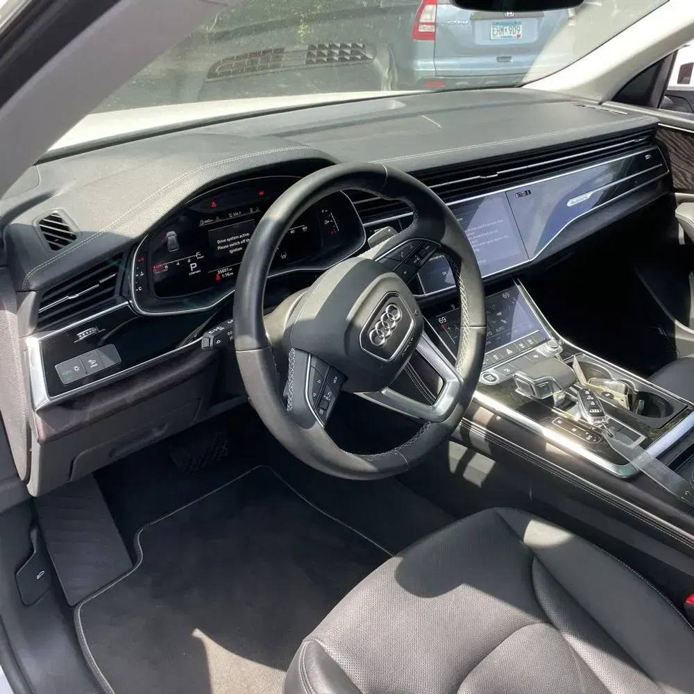 2023 Audi Q8 Premium Plus 55 TFSI