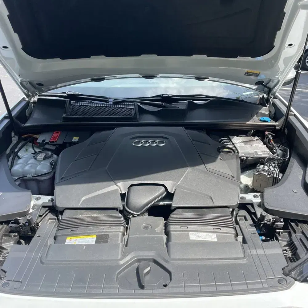 2023 Audi Q8 Premium Plus 55 TFSI