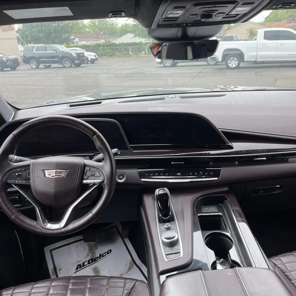 2022 Cadillac Escalade Sport Platinum