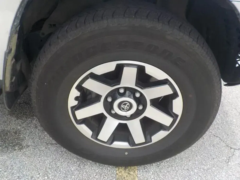 2024 Toyota 4Runner TRD Off Road