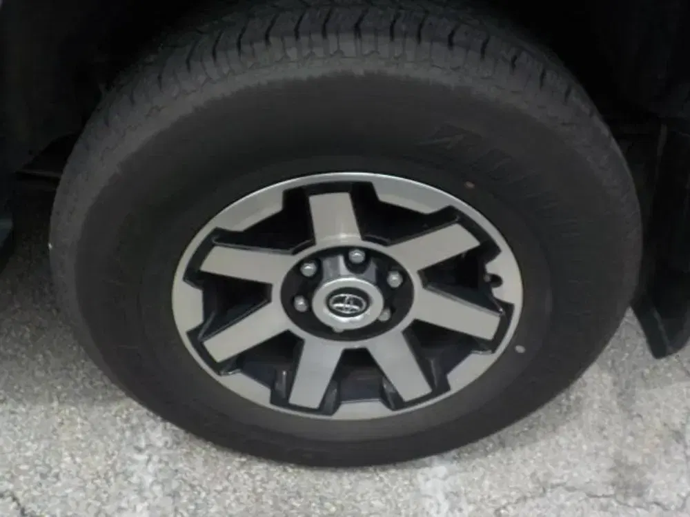2024 Toyota 4Runner TRD Off Road