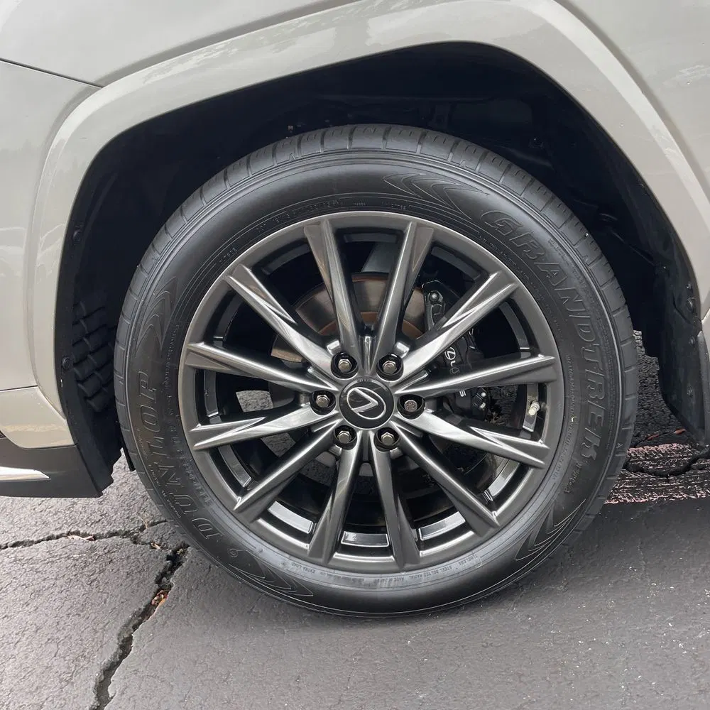 2023 Lexus LX 600 F SPORT Handling