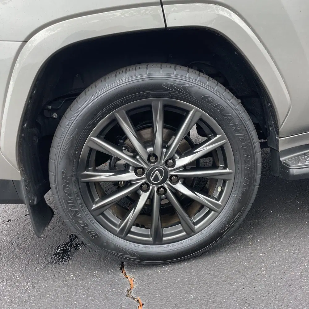 2023 Lexus LX 600 F SPORT Handling