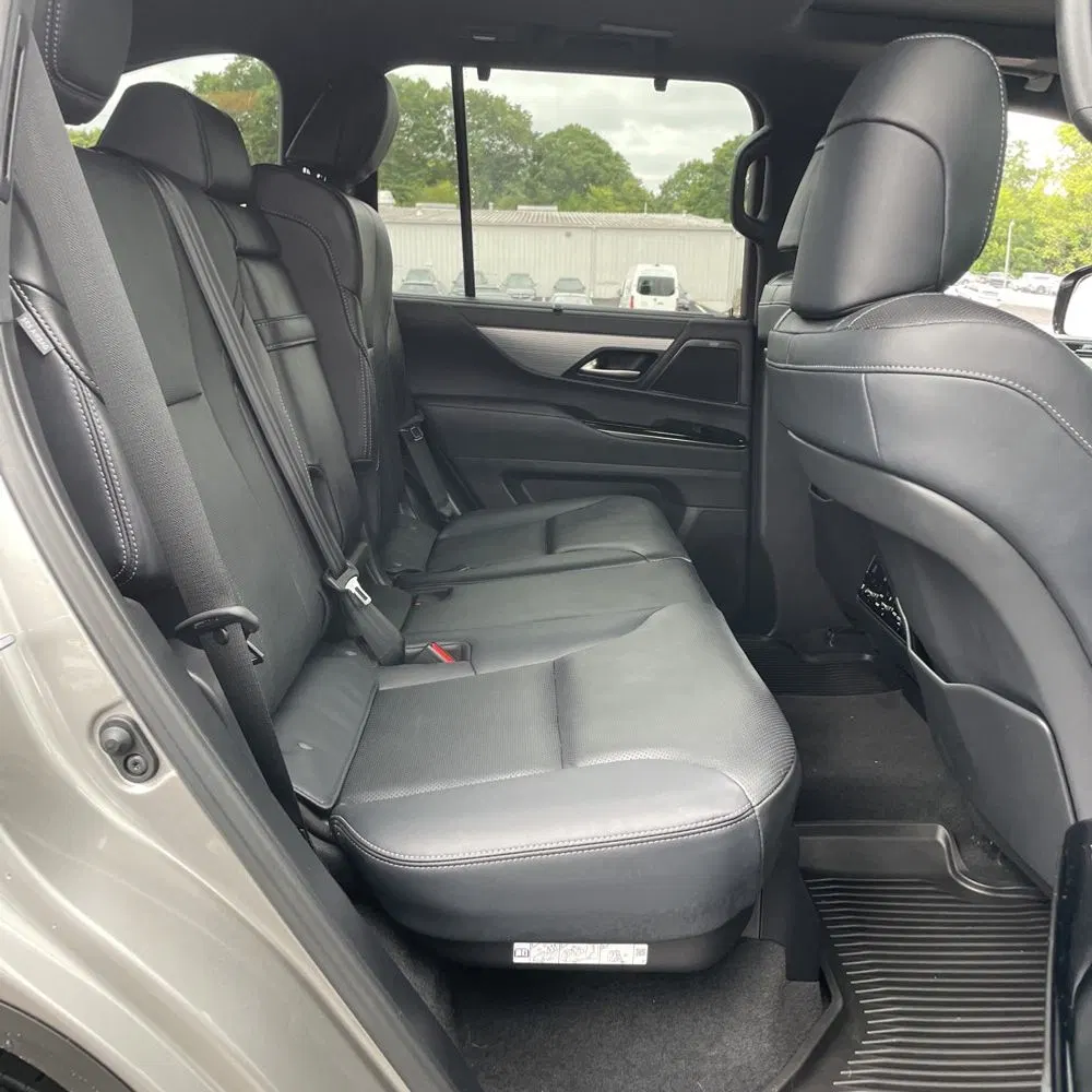 2023 Lexus LX 600 F SPORT Handling