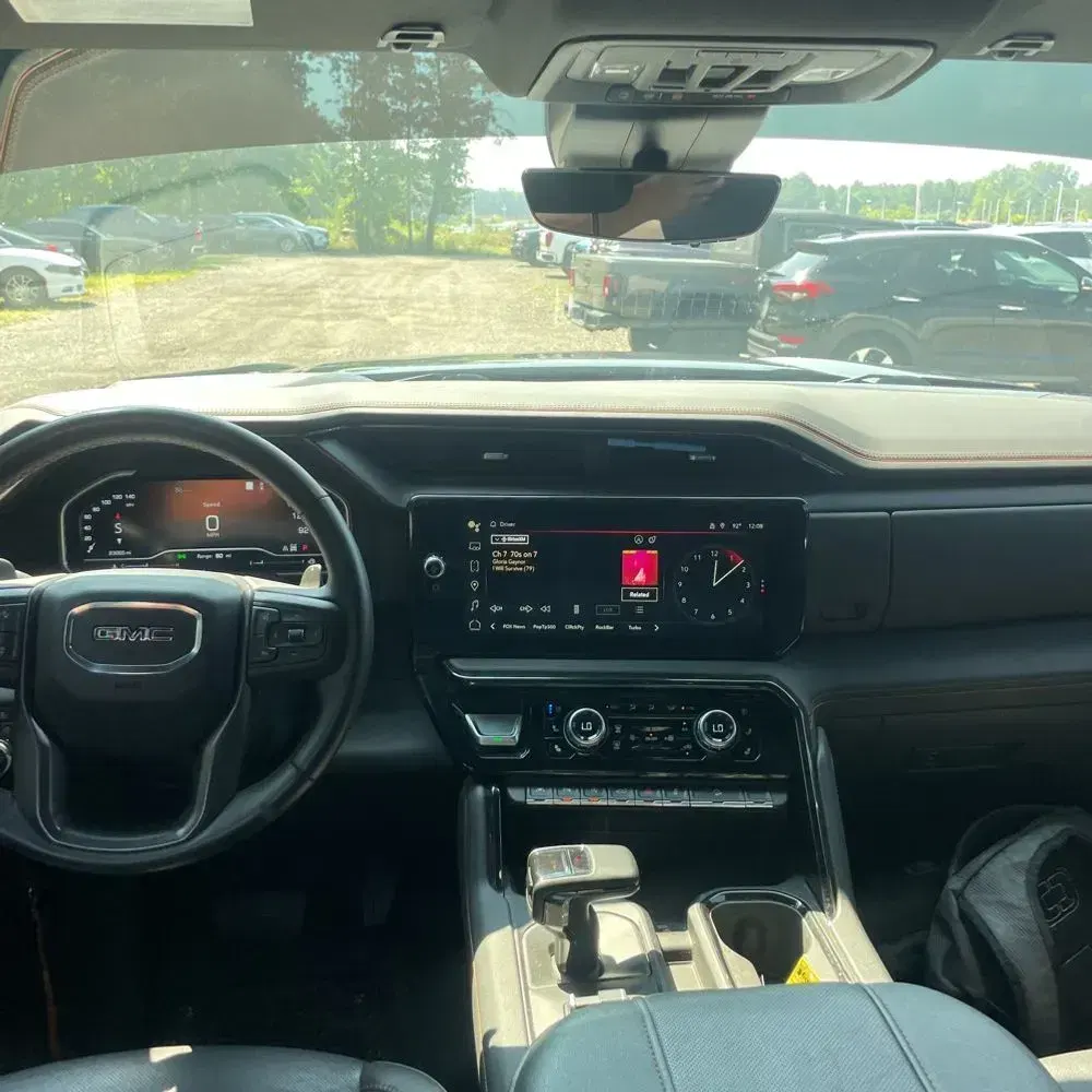 2023 GMC Sierra 1500 AT4