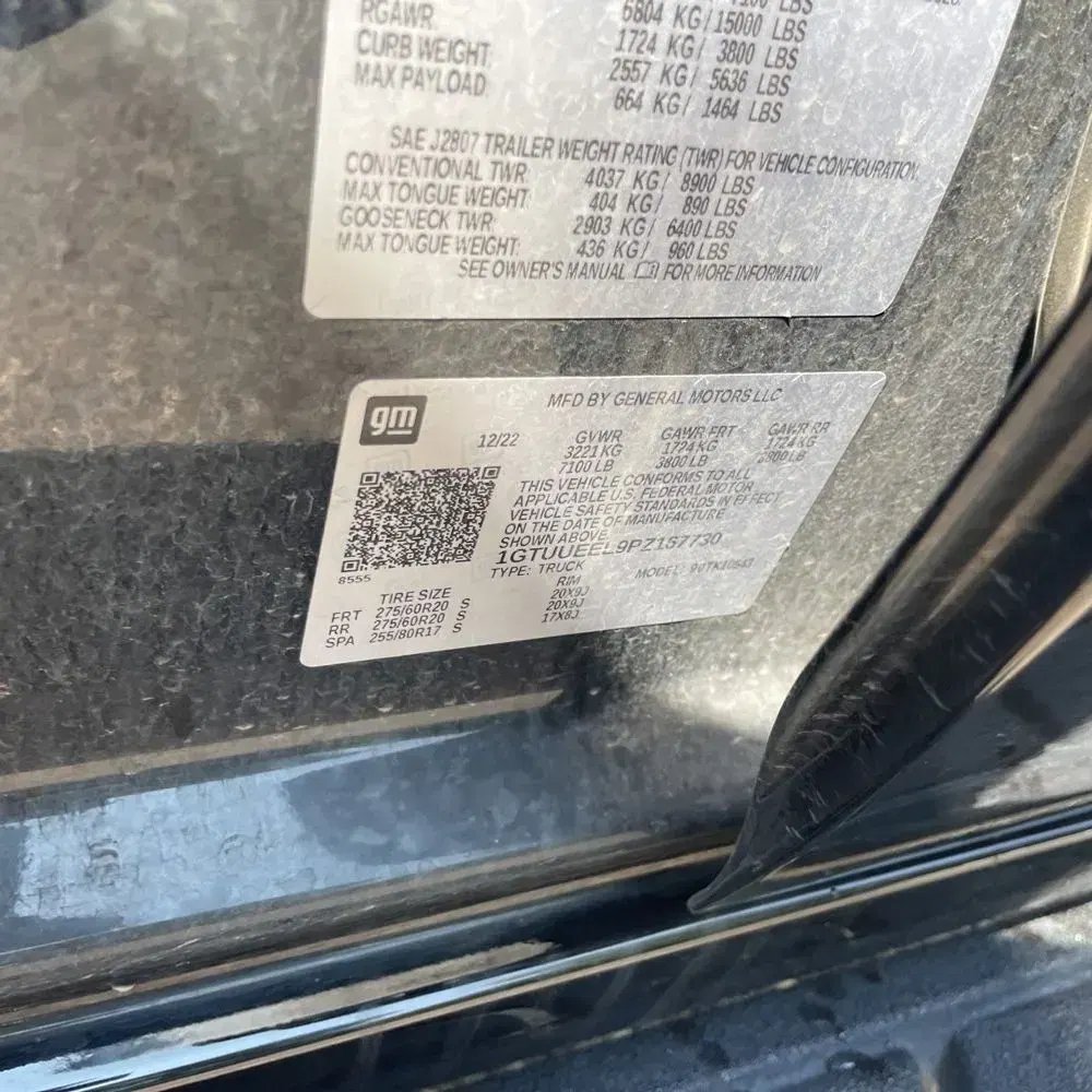 2023 GMC Sierra 1500 AT4