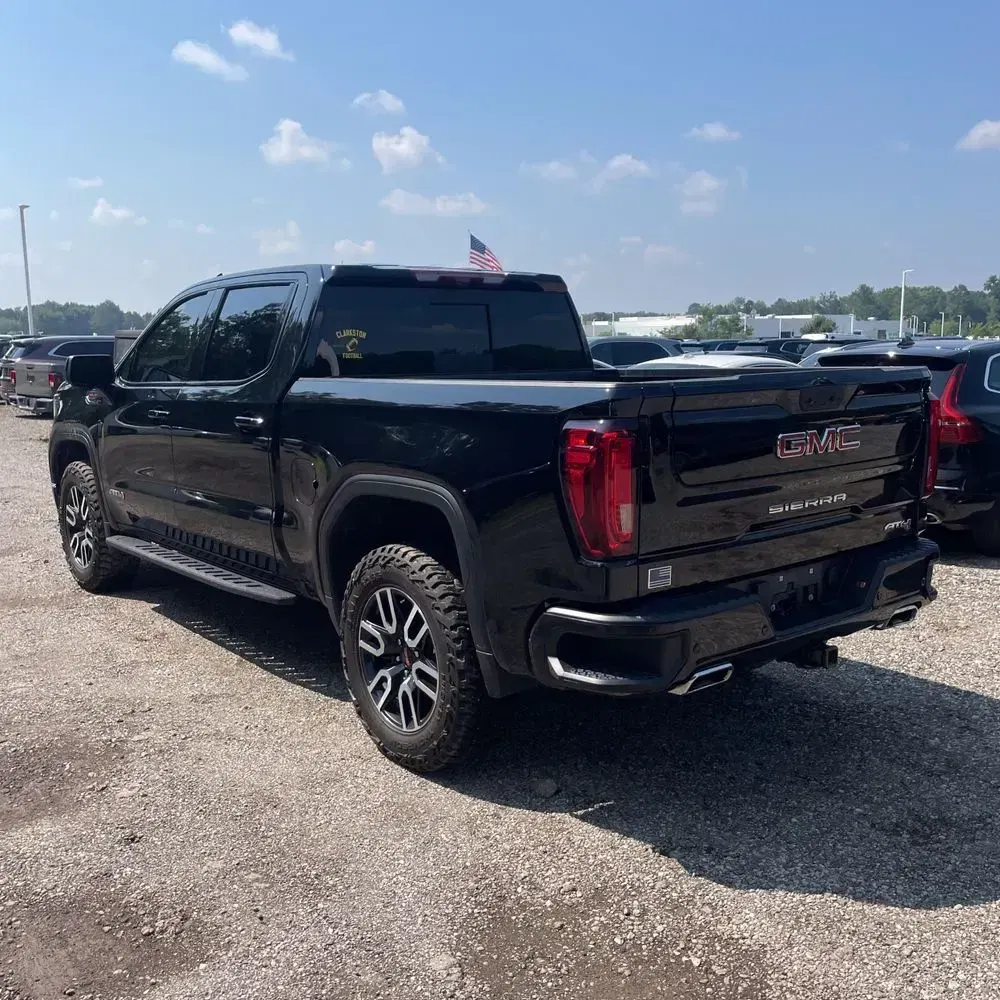 2023 GMC Sierra 1500 AT4