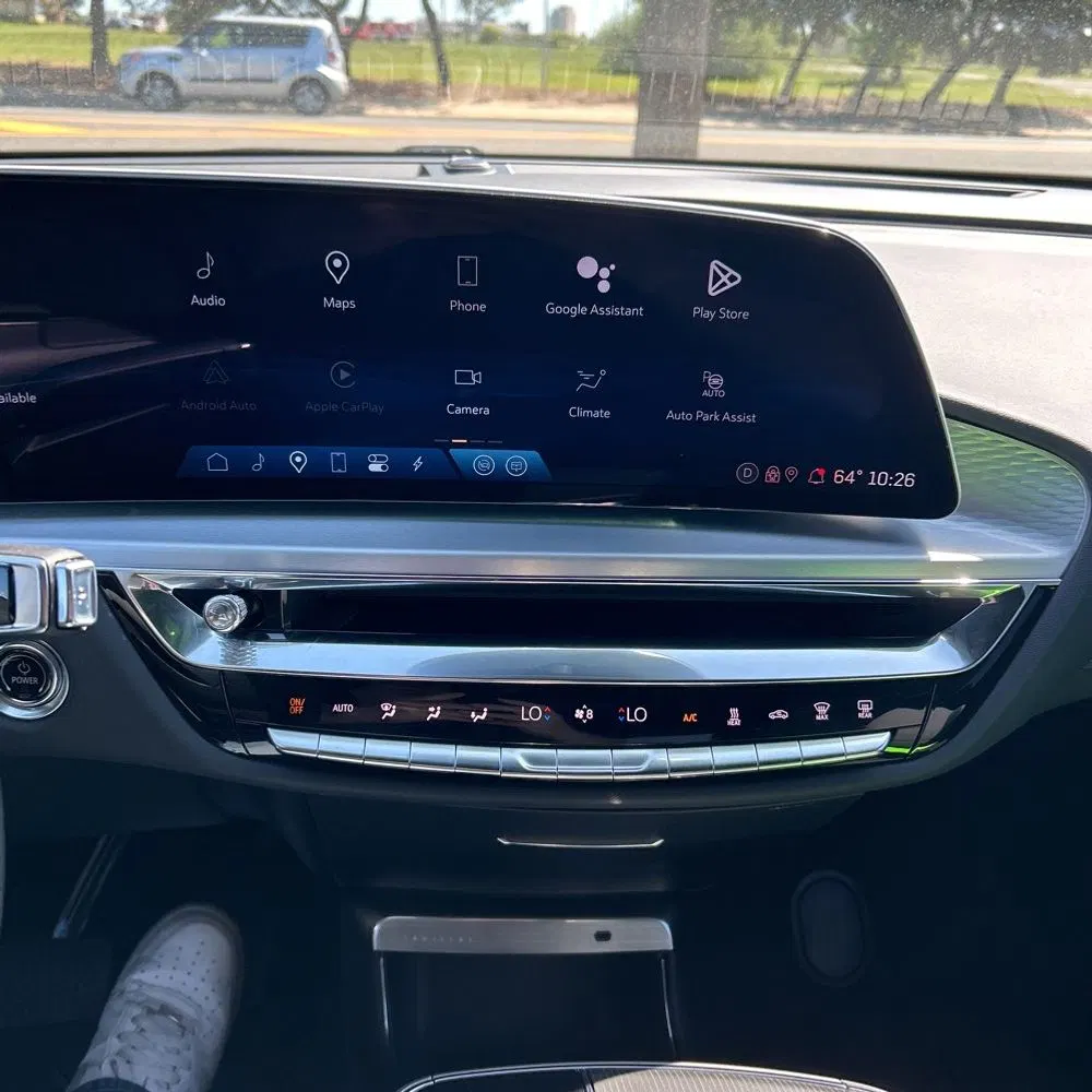 2024 Cadillac LYRIQ Luxury 1