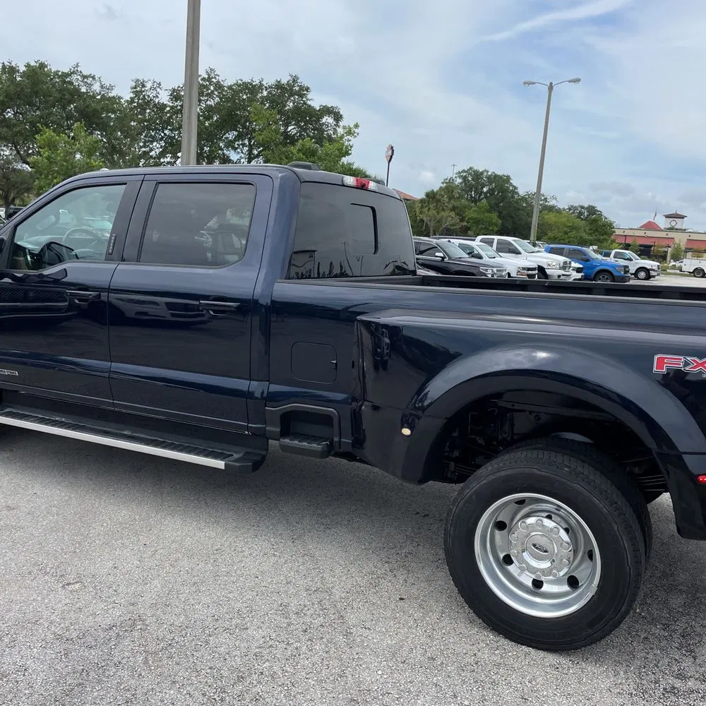 2023 Ford F-450 Super Duty Lariat
